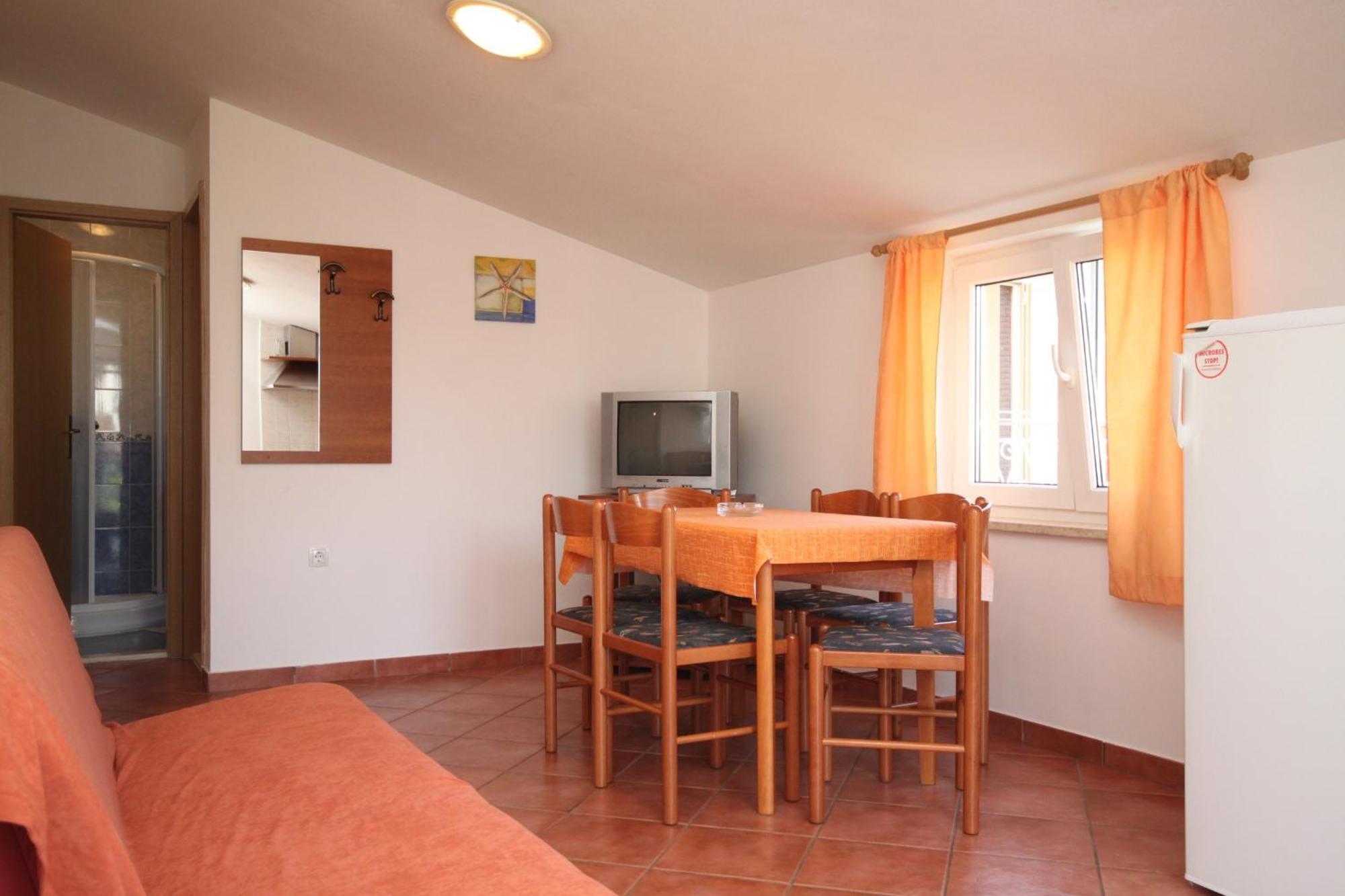 Apartments With A Parking Space Umag - 7039 객실 사진